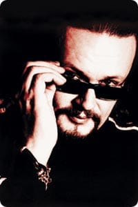 Markus Selin on muinoin toiminut maksalaatikkokuskina. Nyt hän on suomalaisen elokuvaelämän kuningas.