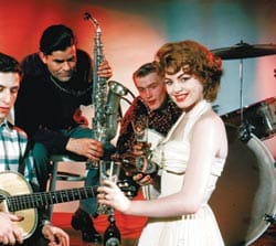 1950-luvulla nuoret aikuiset muodostuivat merkittäviksi oluenjuojiksi. Se näkyi myös panimoiden mainoksissa.