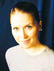 Hymy sopii lähes kaikille ihmisille. Paras on hymy, joka ei paljasta koko hammaskalustoa.