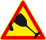 Laimenna uudenvuoden jälkeiset viinitahrat kivennäisvedellä.