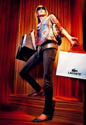 15-vuotias Jenni ihailee Paris Hiltonia ja haaveilee Louis Vuittonin käsiveskasta.