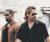 Poliisikaksikko Parta-Jamie ja Viiksi-Colin paimentavat Miamin katuja.