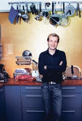 Hans Välimäki avaa ravintolan pankkiin.