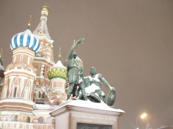 Pyhän Basilin kirkko Maslenitsan aikaan