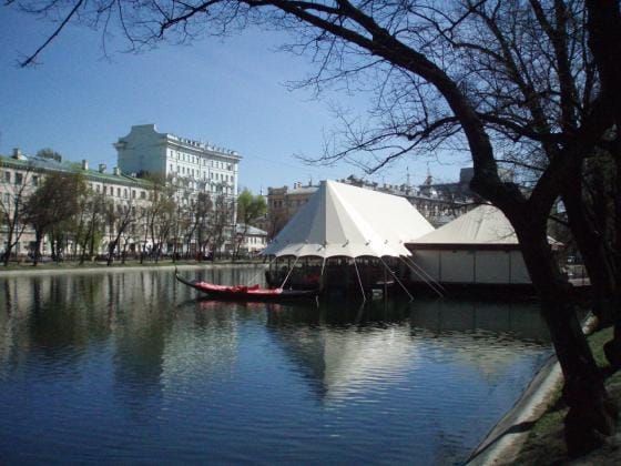 Uiva gondoliravintola