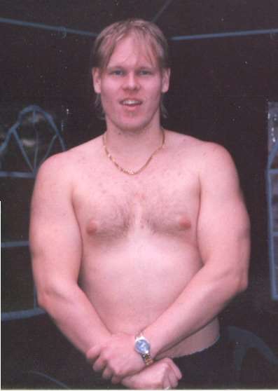 Vähän vanhempaa..JEE JEE..  yrittää bodata kesällä 200?