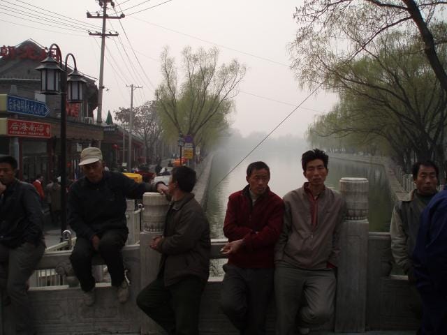 Sumujen silta Hutongissa