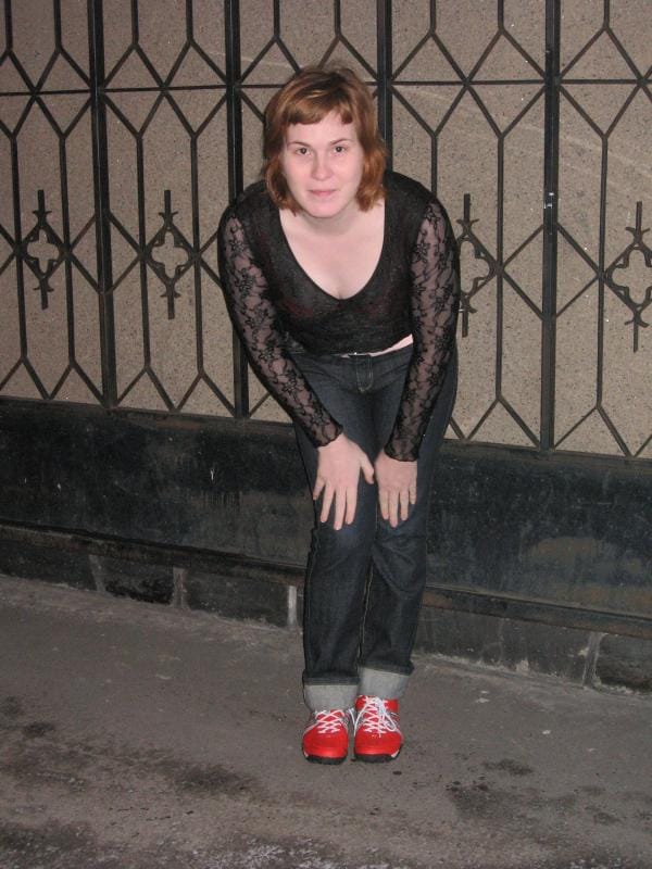 Jouluaaton aattona 2008 ei ollut kovin kylmää kun tarkeni poseerata ilman ulkotakkia (oli se kyllä -1 ja tuuli, mutta eniwei).