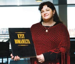 Sosiaalikasvattaja Malla Laiti vastasi romaneja koskeviin kysymyksiin.