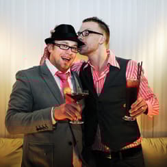 A21:n pojat Timo ja Niko.