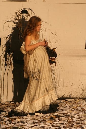 Ei oo helppoo kun on juutalainen pogromin aikaan. Kuva Natalia Cheban.