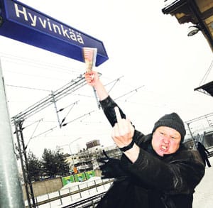 Jos Peltosen kännykkä nyt soisi, mitäköhän hän vastaisi kysymykseen, oletko pahassa paikassa?