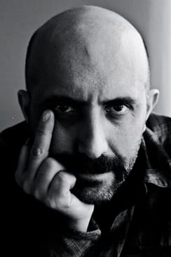 Pariisissa pitkään asunut ja työskennellyt Noé haluaa seuraavaksi tehdä “ensimmäisen oikeasti hyvän pornoelokuvan”.