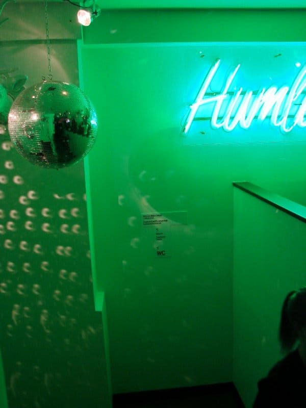 Humlegården, yläkerta