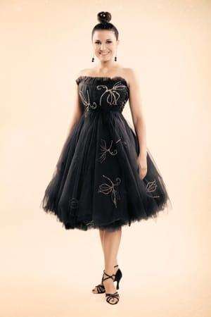 ANSKU Bergströmistä tuli jumppajulkkis Tanssii tähtien kanssa -sarjassa. Hänen kynkässään oli Antti Tuisku.