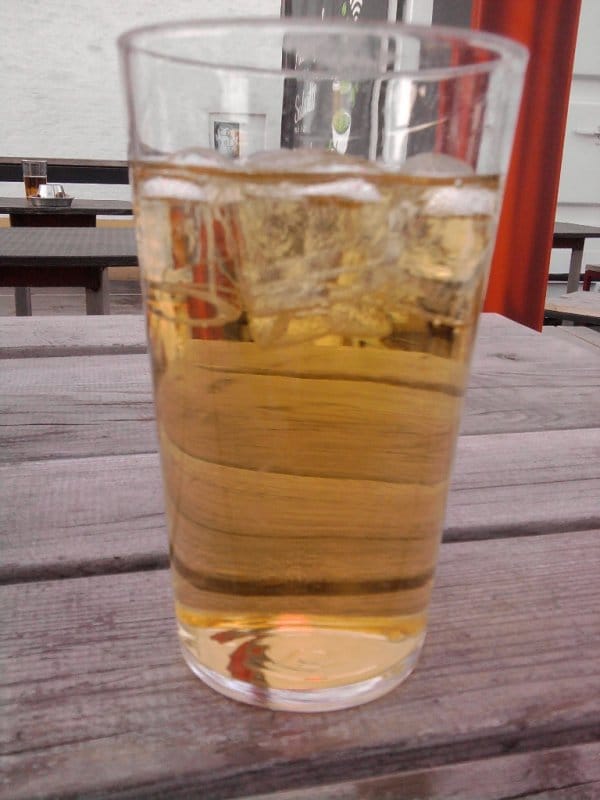 Kesän 2011 ensimmäinen terassisiideri.