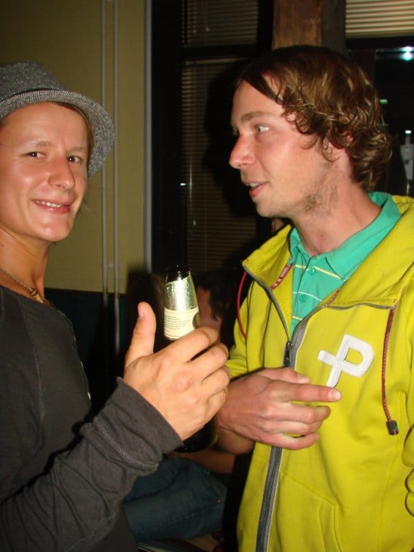 Pueblon avajaiset 19.8. Opiskelija Jokke, 27, ja surffilautojen rakentaja Jokke, 28. Jätetään joket vähemmälle.