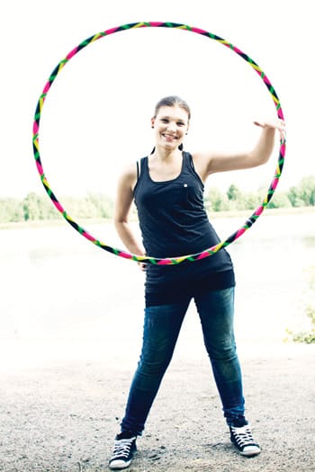 Vanteen halkaisija on 80–100 senttiä ja paino 200–400 grammaa. Mitä pienempi vanne, sen vikkelämmin se pyörii.