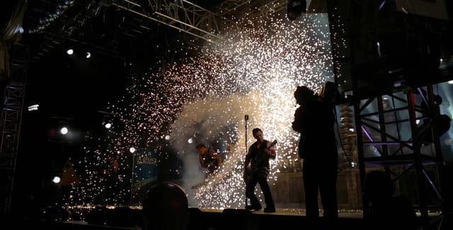 Lähtisikö Rammstein Paavo Lipposen kampanjaveturiksi?