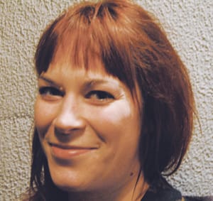 Taru Anttilan taiteilijanimi on Taru Varpumaa.