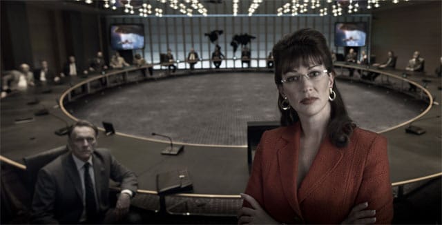 Iron Skyn jenkkipresidentillä on sarahpalinmaista vetovoimaa. Näyttelijänä uusiseelantilainen Stephanie Paul.
