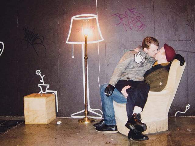 Netissä ei voi pussailla.