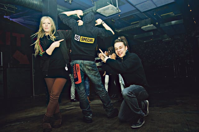 Jenni Pesonen, Janne Glad ja Roope Sulkala Oulun parhaalla tnssilattialla.