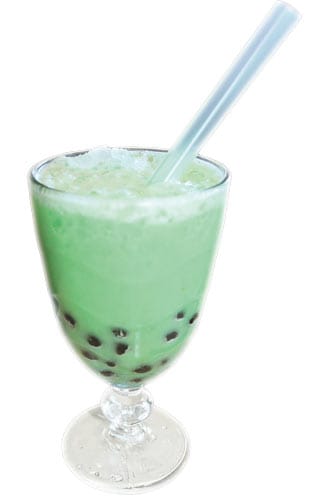 Sokeria, sokeria ja sokeria. Nam. Siitä koostuu bubble tea. Päällä maitopohjainen teejuoma, pohjalla pureskeltavia tapioka-palloja. Taichungin kaupungissa Taiwanissa 1980-luvulla syntynyt juoma levisi ensin Itä-Aasiaan, sitten Australiaan, Kanadaan,