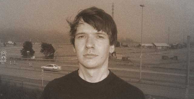 Sisäistä horisonttia etsimässä.