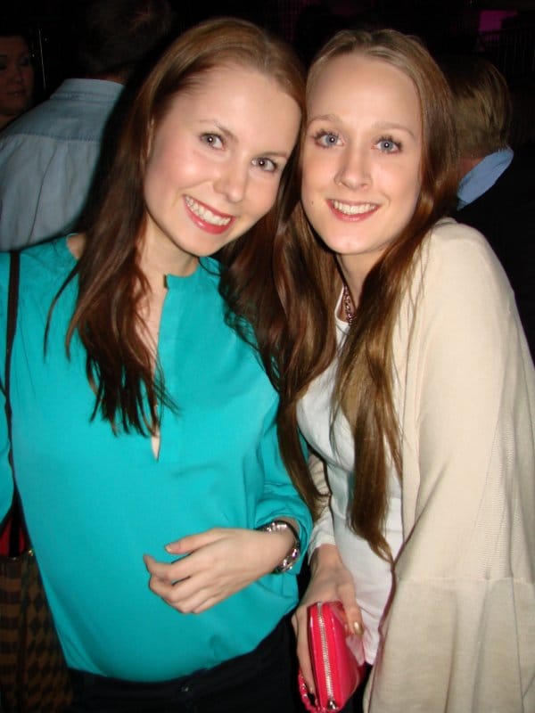 Cuba 30.3. Hr-assistentti Petra, 19, ja asiakaspalvelija Henna, 19, olivat lähteneet suoraan töistä yöhön. Onneksi eivät öistä työhön.