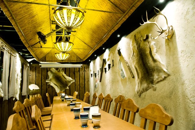 Haraldin kabinetissa on autenttinen viikinkitunnelma.