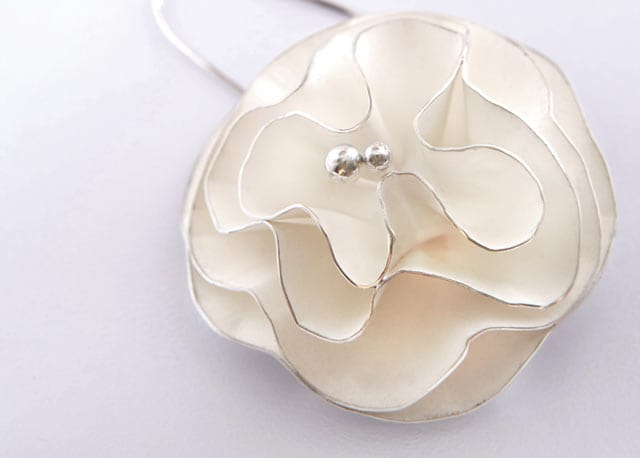 Multamaan Mysteri-korut ovat keveitä. (Kuva: Kari Jokinen)