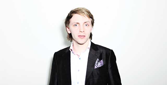 Reino pyytää aurinkoa apuun.