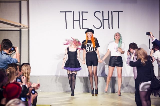 The Shit -muotinäytös