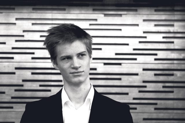 Pianisti Johannes Piirron mielestä maailman rumin ääni syntyy Idolsin alkukarsinnoissa.