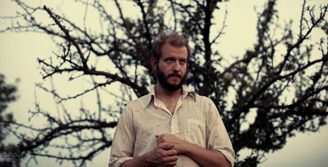 Kuka on "Bonny Bear"?