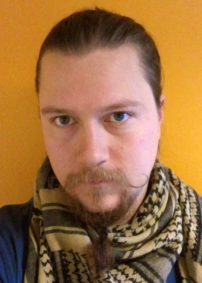 Huumoritutkijalla pitää olla hassut viikset.