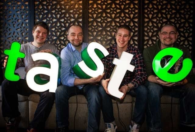 Tyytyväisiä keittiömestareita rivissä: Ville Ruuda (Toscanini) (vas.), Janne Juvonen (Smör), Tomi Björck (Gaijin) ja Ilkka Isotalo (C).