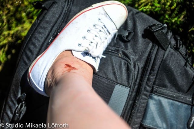 Don´t wear sneakers when climbing.