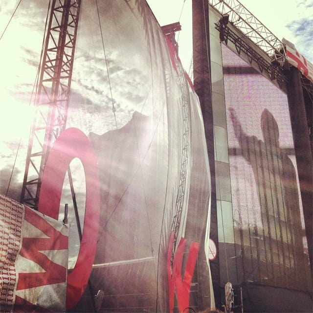 Unity, sanoi Flavor Flav. Flow-yleisö oli samaa mieltä.