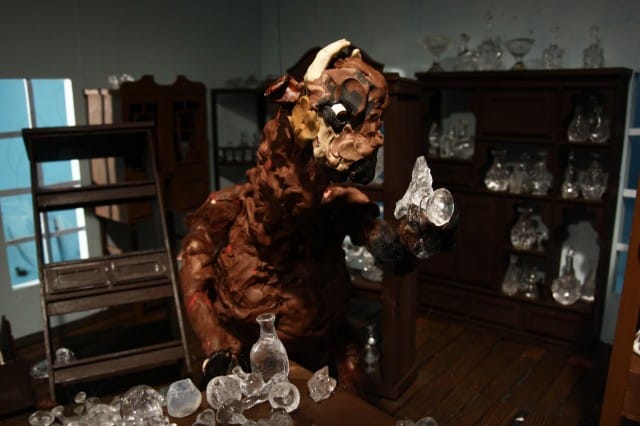 Djurbergin kristallit ovat päässeet Monsterin käsittelyyn.