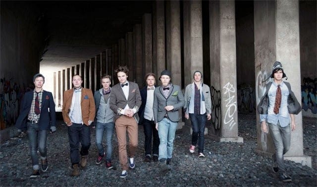 Roope Salminen & Koirat liikenteessä.