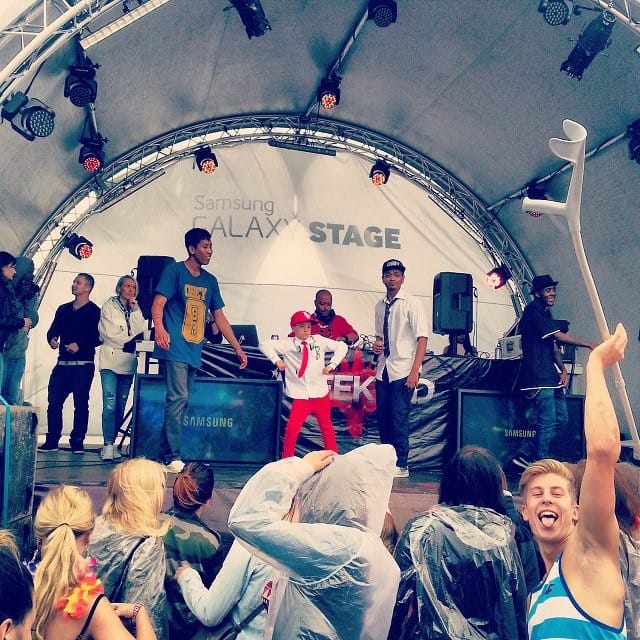 DJ Rahim esiintyi poppoonsa kanssa lauantaina.