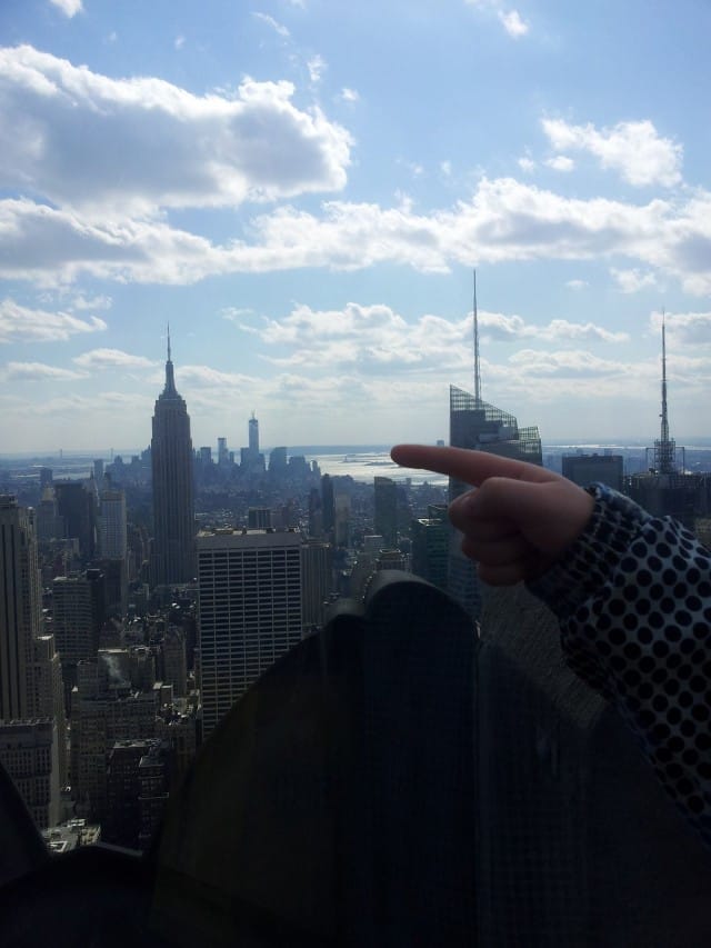 Mikään ei ole pysyvää. Ideasi on todennäköisesti jo keksitty. Älä yritä salailla. Kerro kaikille. Rakenna isompaa. Rakenna nopeammin. Myy paremmin. Pyöritä firmaa kilpailijoitasi paremmin!