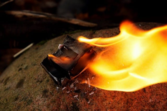 Hair on fire, hair on fire, burning burning with desire