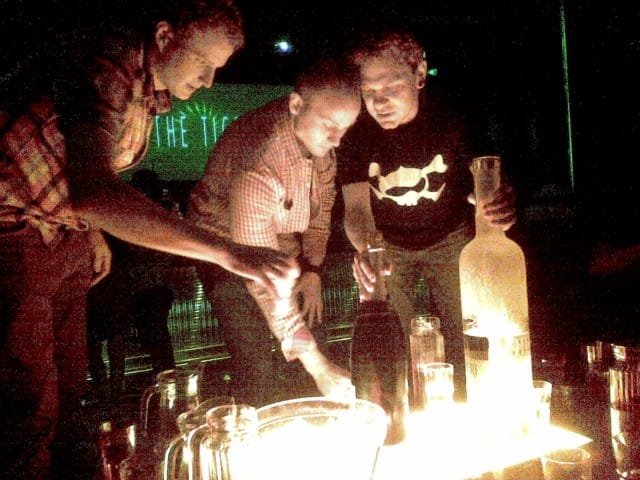 Onhan näitä railakkaita bileitäkin koettu. Ihan riittävästi ja vähän överiksikin välillä.