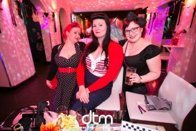 Pin-Up Garagen tytöt