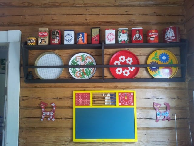 Retroa Hillosensalmen rautatieasemalta Repoveden kansallispuiston läheltä.