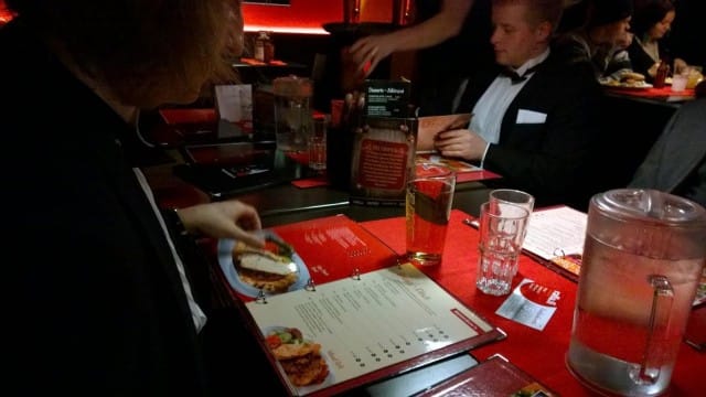 No okei, tässä on yksi kuva päivänsankareistakin.