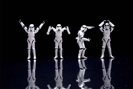 Tässä ohjeet! Kuva täältä: https://www.google.fi/search?q=ymca&client=firefox-a&hs=Ya3&rls=org.mozilla:fi:official&source=lnms&tbm=isch&sa=X&ei=rQS4Ur3dG8a9yQOmxoGYDw&ved=0CAkQ_AUoAQ&biw=1920&bih=1070#q=ymca+da